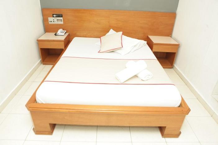 Hotel Golden Vilage Vila Maria サンパウロ エクステリア 写真